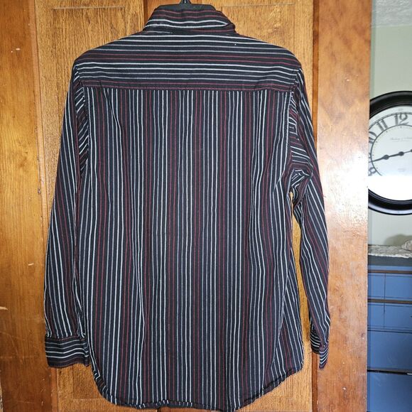Arrow Black Pinstripe Dress Shirt  Size XL 18 Boys / Men’s  Long Sleeve Button-D - Picture 2 of 8